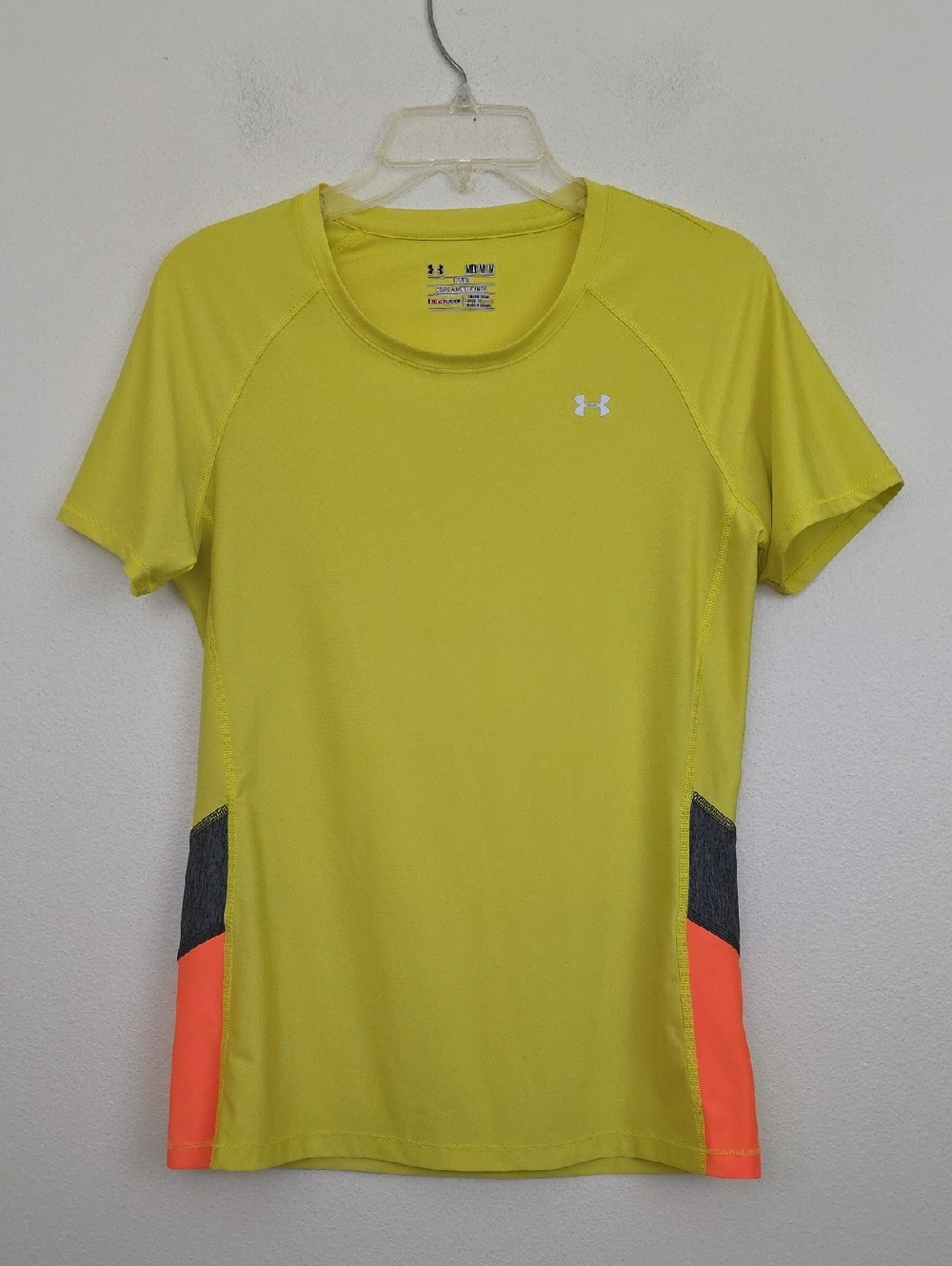 Under Armour Fitted Heatgear Yellow, Orange & Gray Short Sleeve Pullover Shirt M